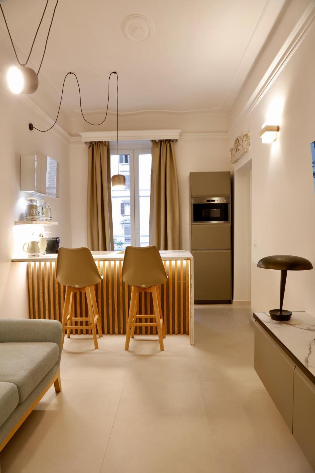 Domus Maxima - &