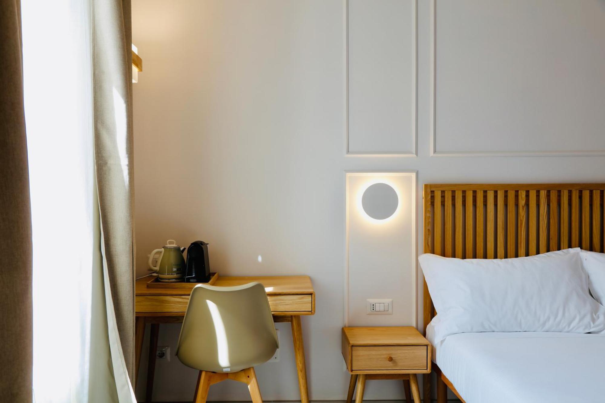 Domus Maxima - &